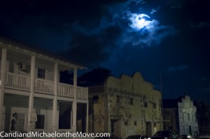 The beautiful full moon outside Santiago's Bodega